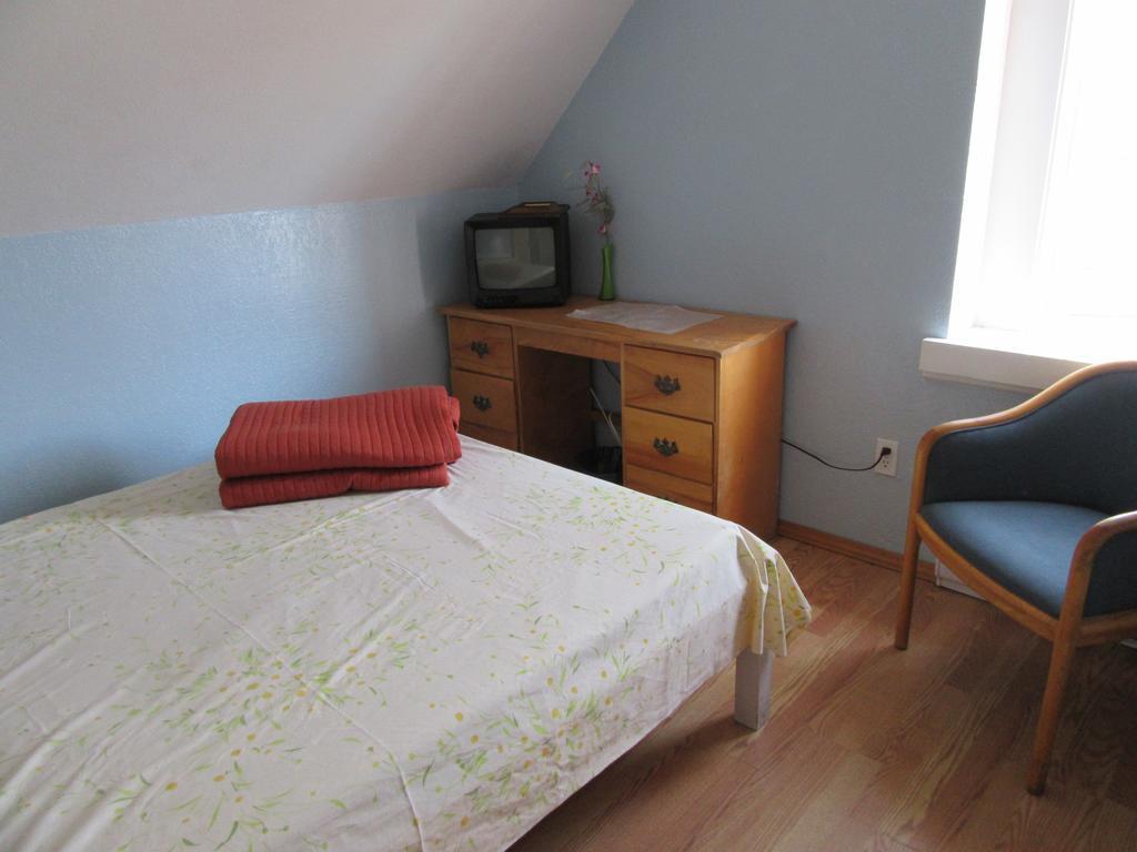 Turtle Hostel Victoria Kültér fotó