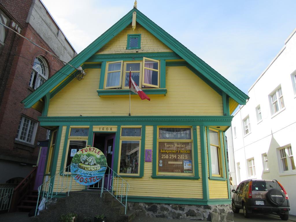 Turtle Hostel Victoria Kültér fotó