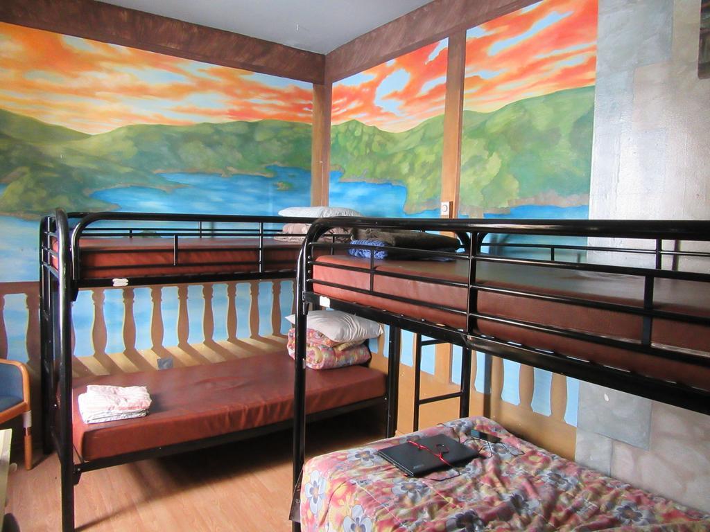 Turtle Hostel Victoria Kültér fotó