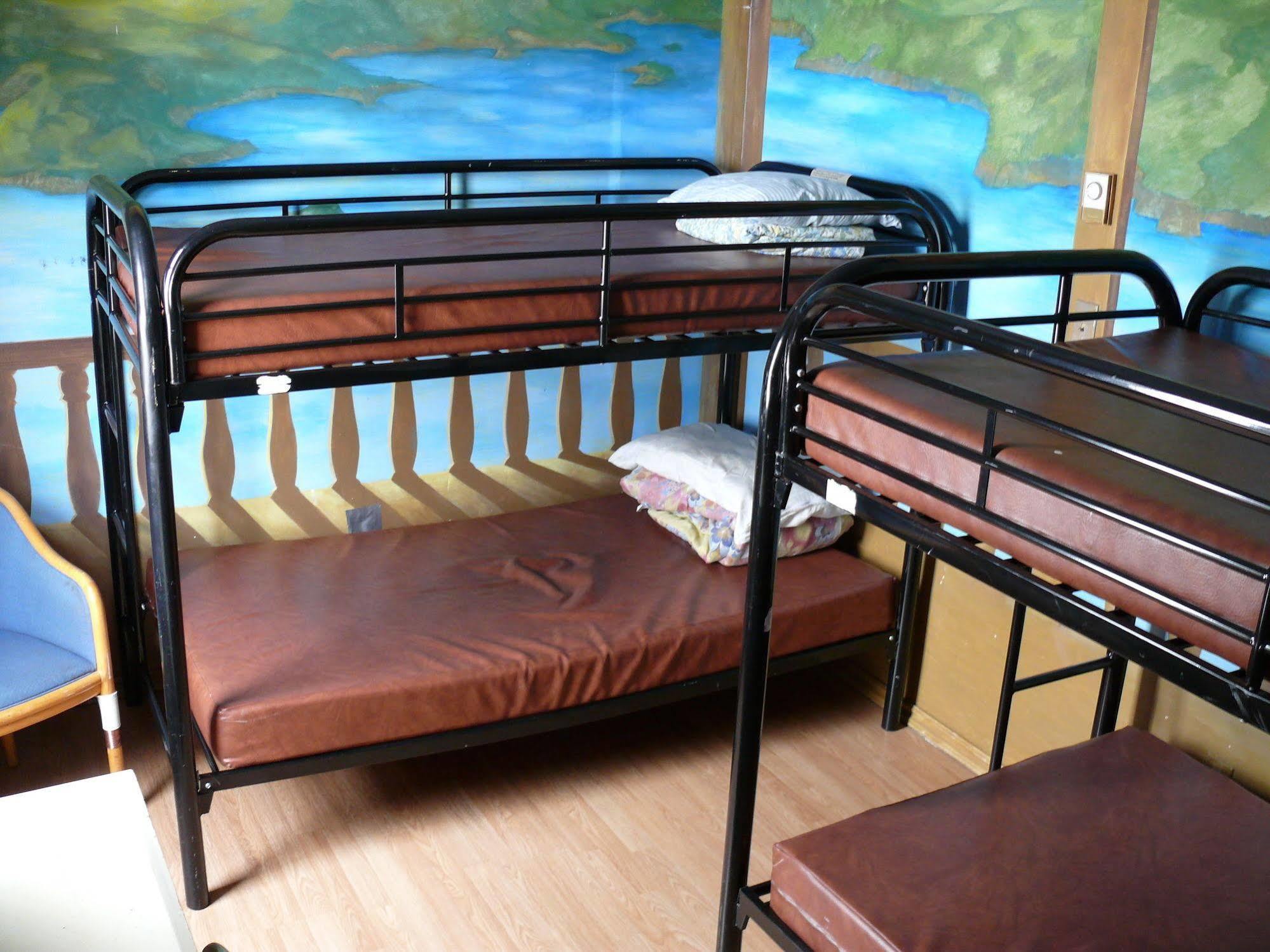 Turtle Hostel Victoria Kültér fotó